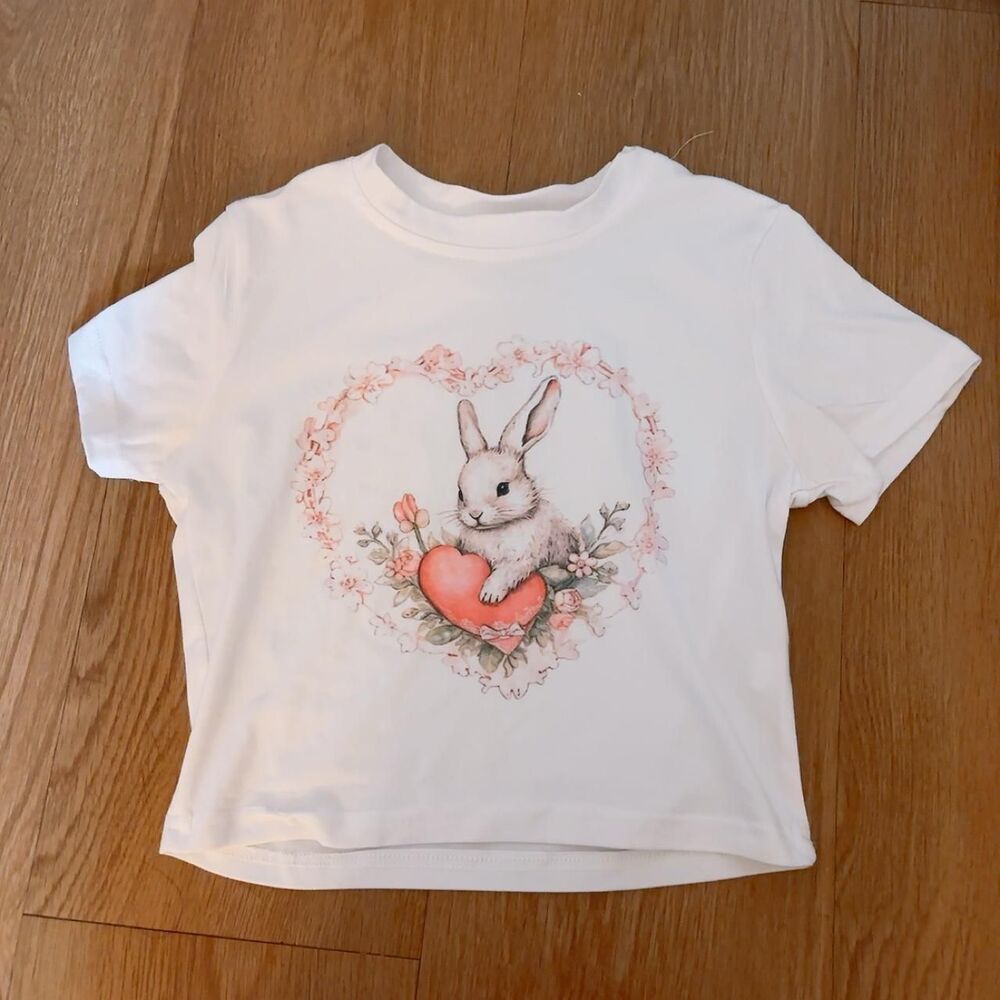 White cropped bunny baby tee